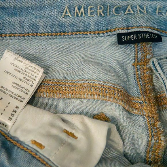 American Eagle Super Stretch Ripped Jeans Size 4 x-long - Picture 4 of 4